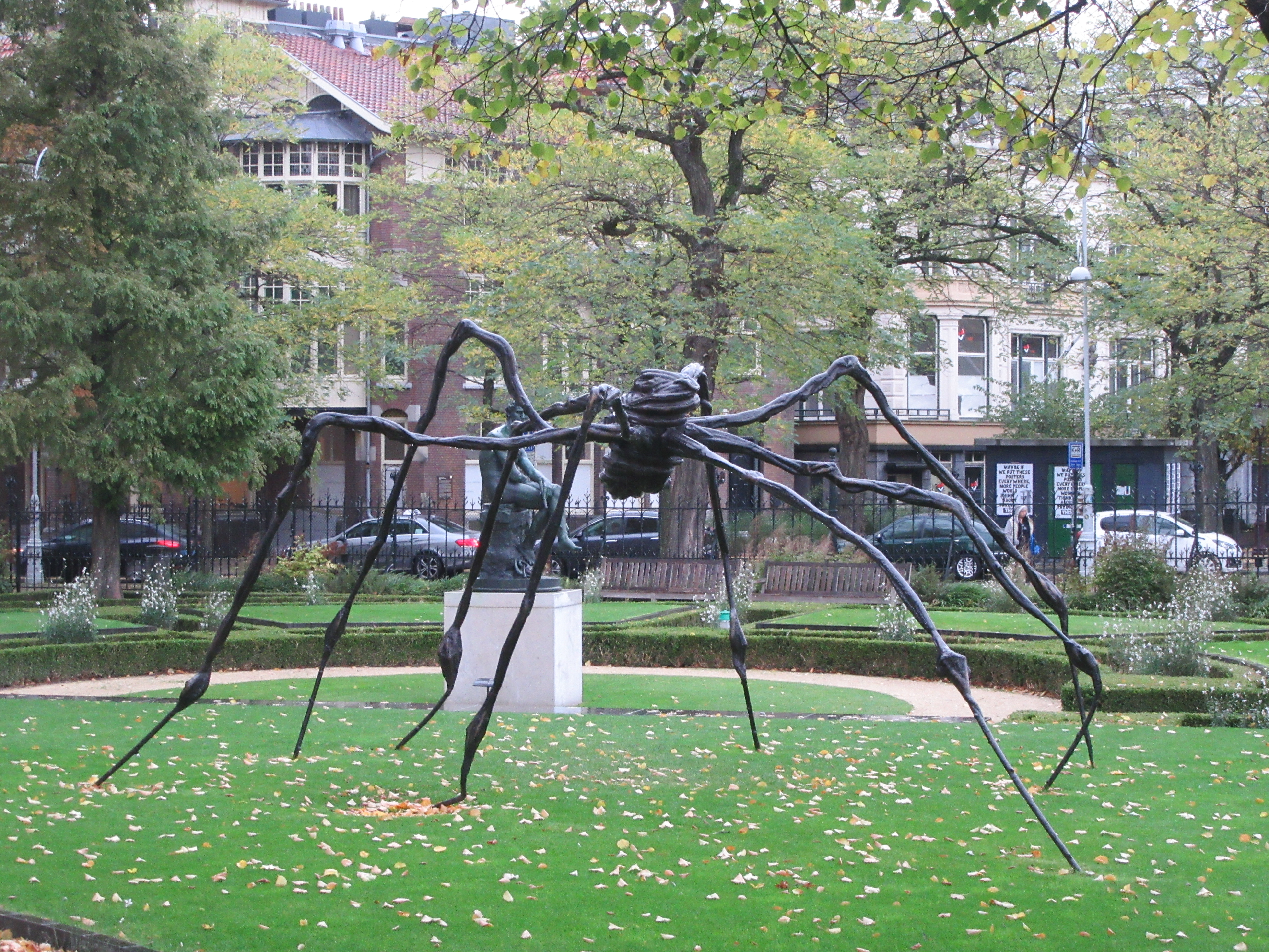 Amesterdam - Spider sculpture